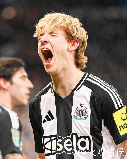 安东尼-戈登本赛季欧冠直接参与6球，纽卡队史仅