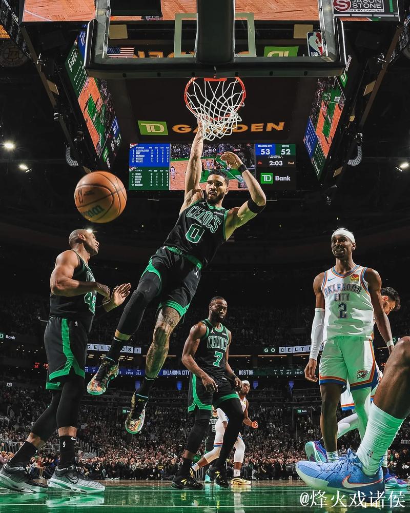 塔图姆34+10率凯尔特人险胜雄鹿喜迎3连胜，76人战胜魔术保持强劲势头