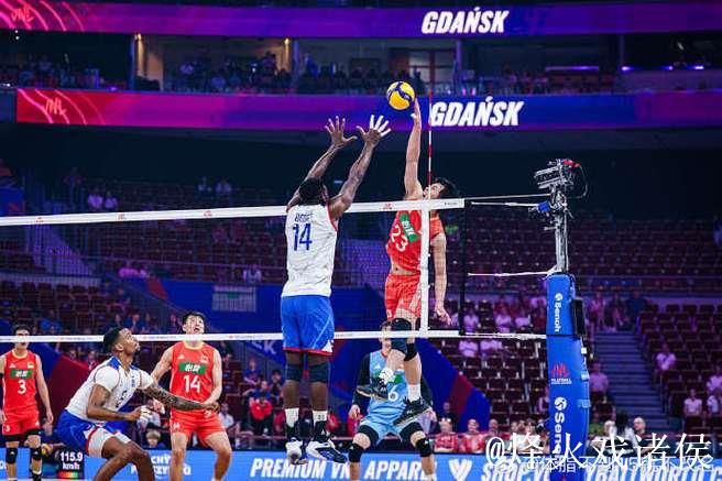 中国男排决胜局力克古巴 打破世界男排联赛八连败纪录 中国男排决胜局力克古巴 打破世界男排联赛八连败纪录